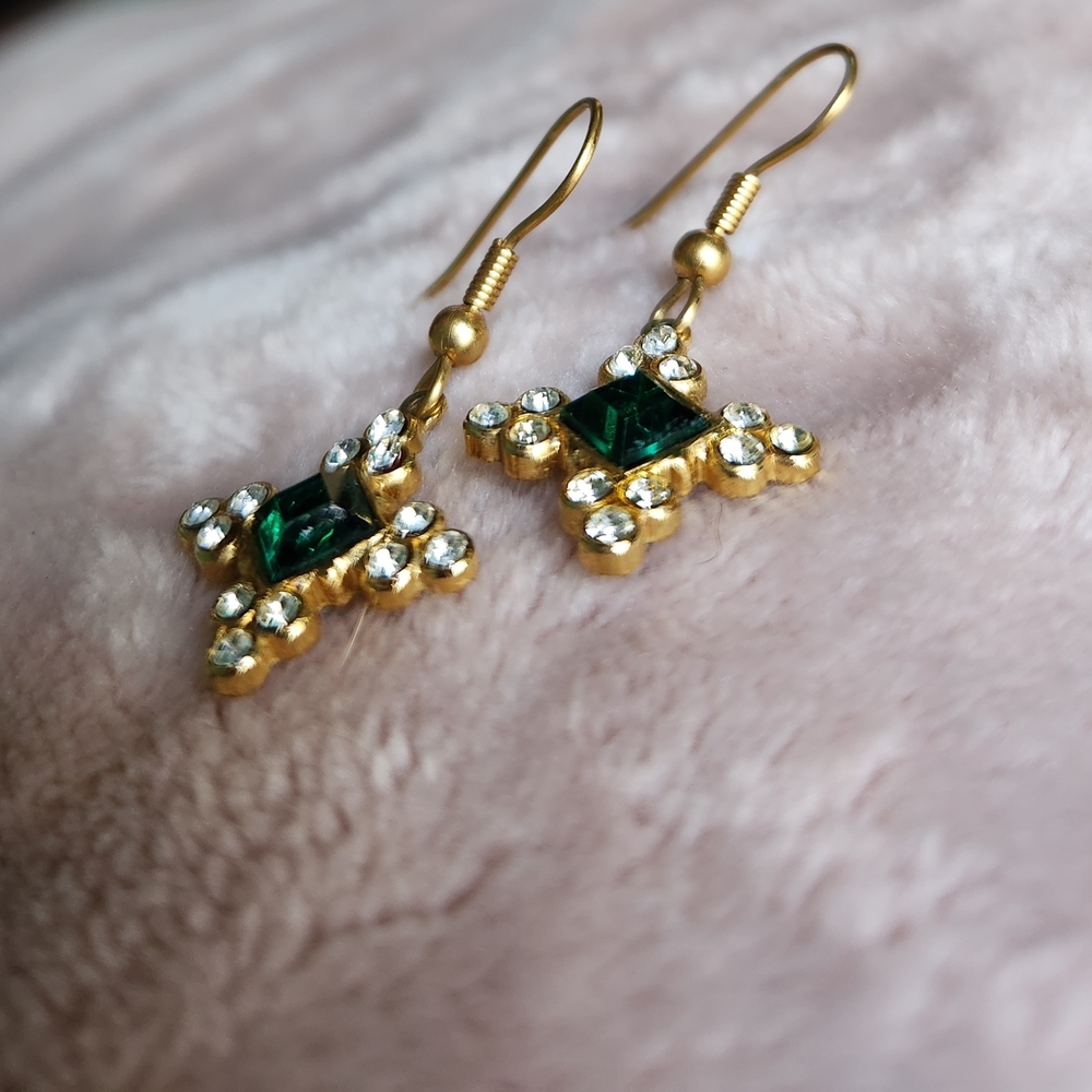 Gold Green Earrings Crystal Accents - Picture 6 of 6